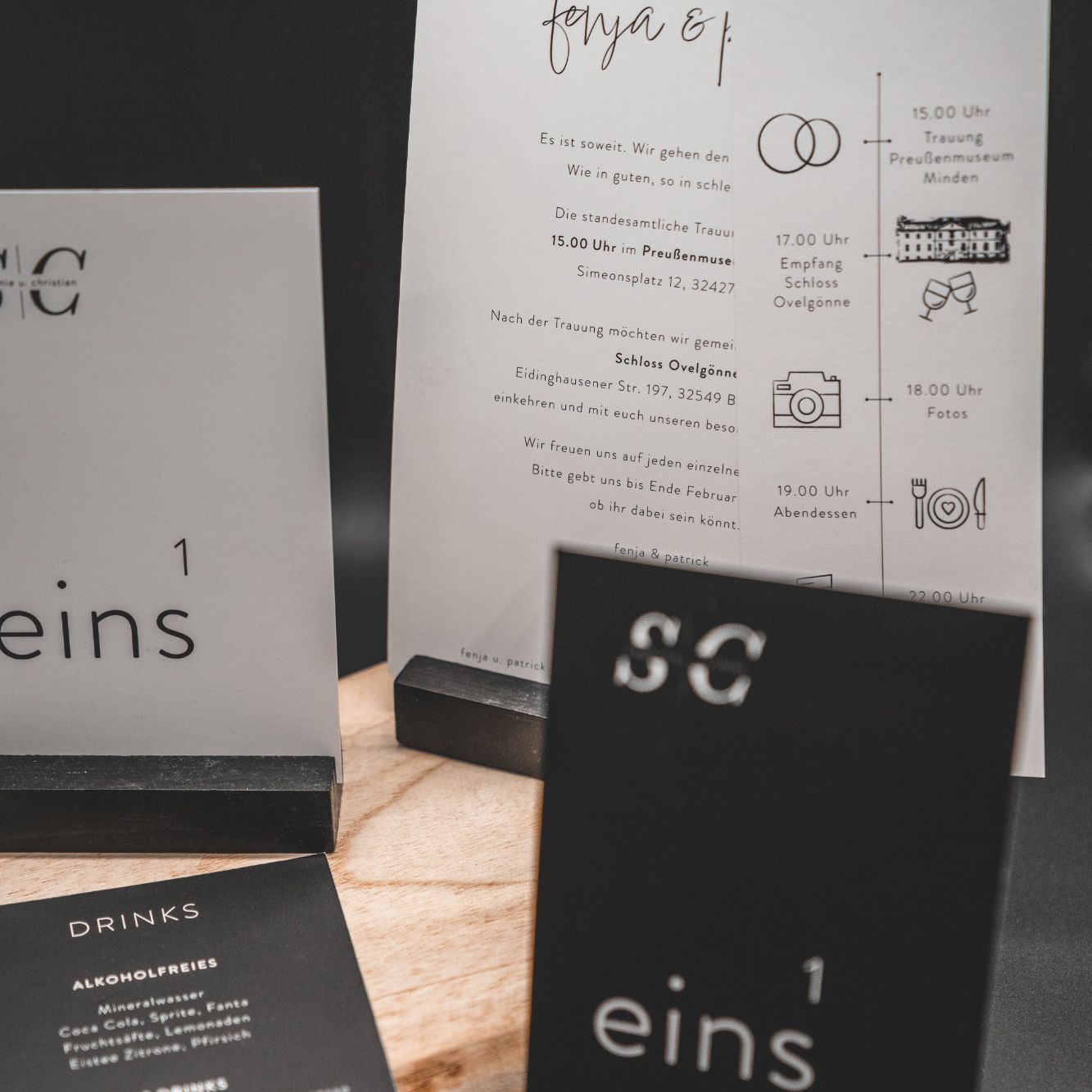 Hochzeit Einladungskarte minimalistisch