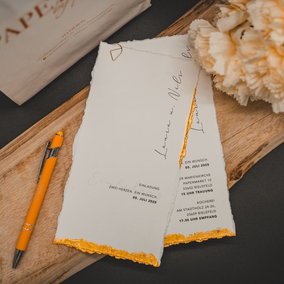 Hochzeit Einladungskarte goldrand naturkarton creme