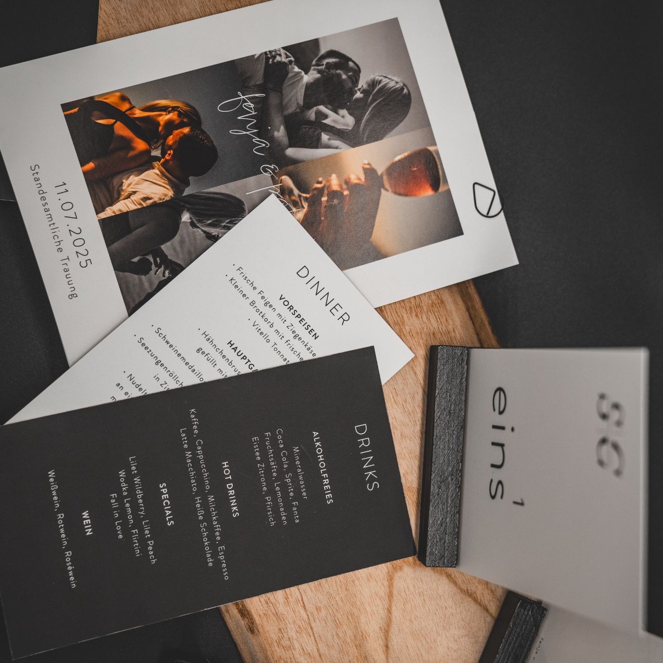 Hochzeit Einladungskarte minimalistisch